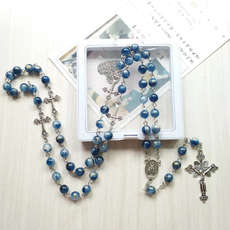 Chapelet en Perles Bleues et Croix Argentées