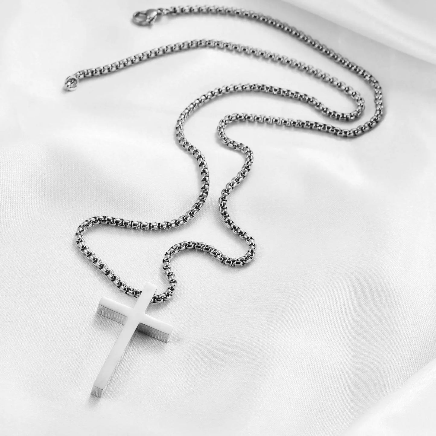 Collier Croix Minimaliste Spirituel