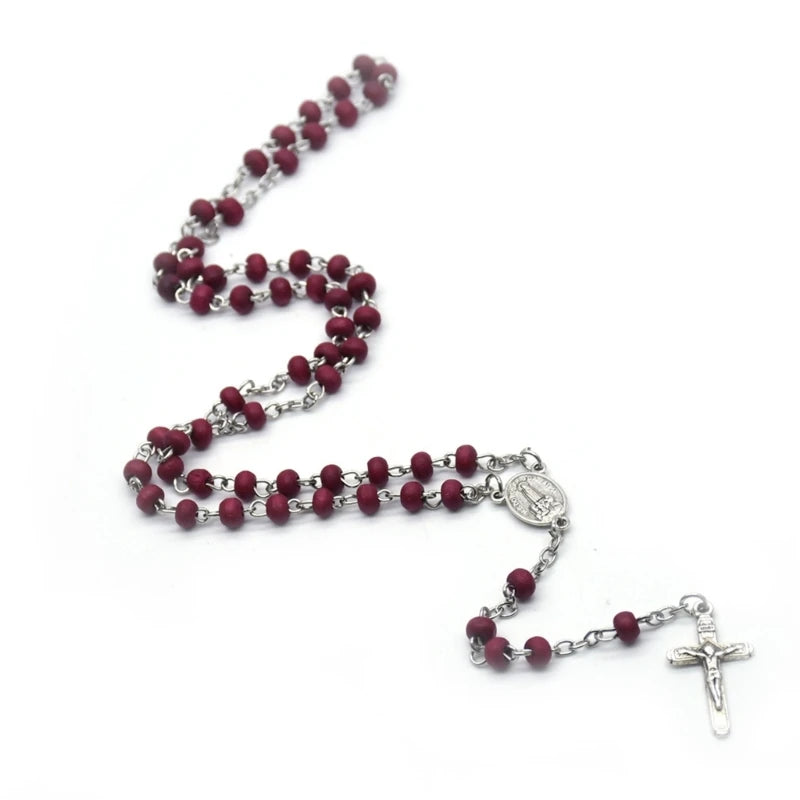 Chapelet en Perles Rouge Bordeaux avec Croix et Médaillon en Argent