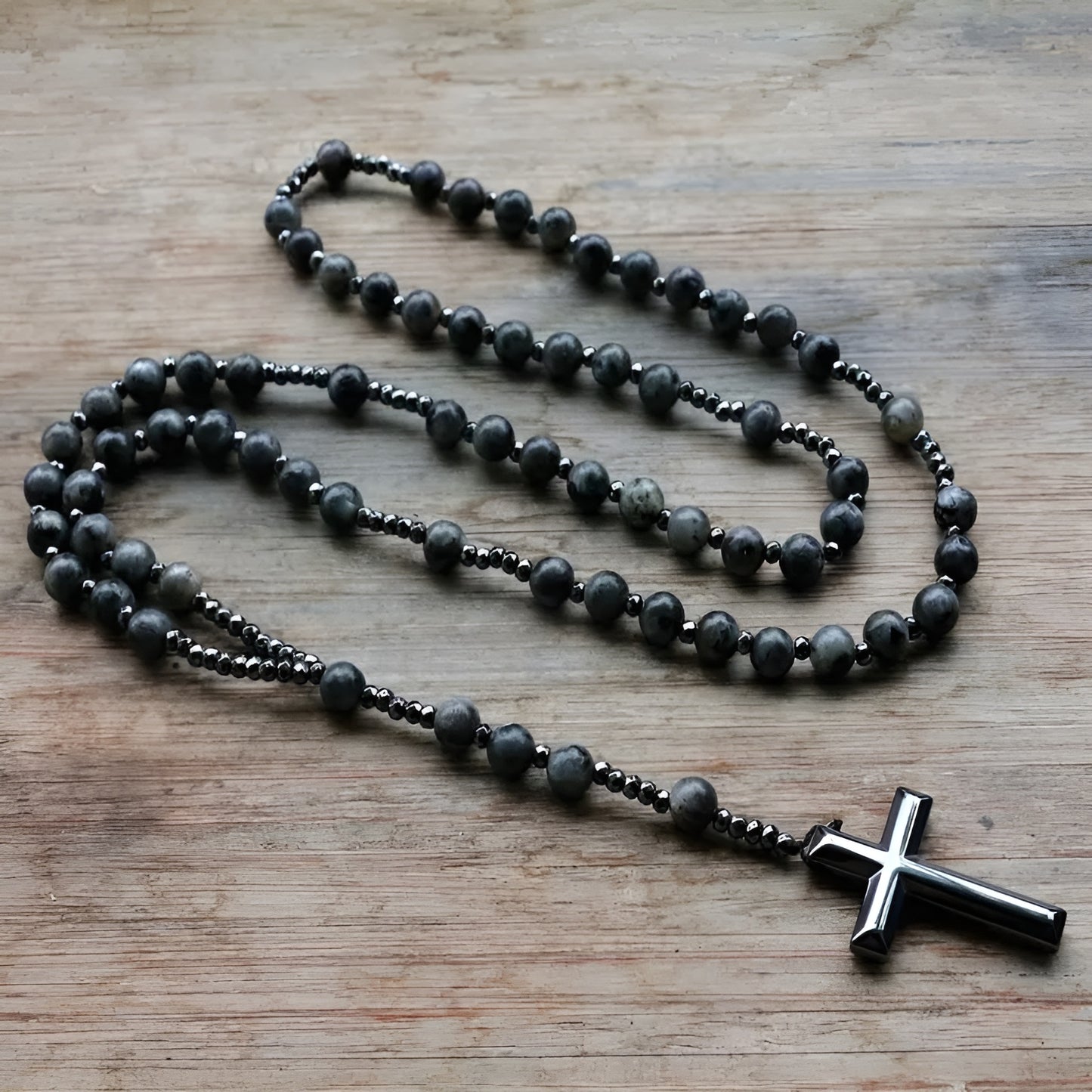 Chapelet en Perles de Pierre Noire et Lapis Lazuli