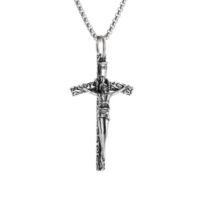 Collier Croix Homme Argentée avec Christ - Détail Sculpté