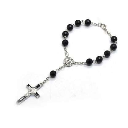 Bracelet Dizainier en Perles Noires avec Croix et Médaille de Saint Benoît