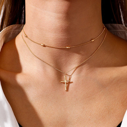 Collier Femme Double Chaîne avec Pendentif Croix - Élégance Subtile