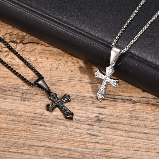 Collier Croix Homme - Noir ou Argenté